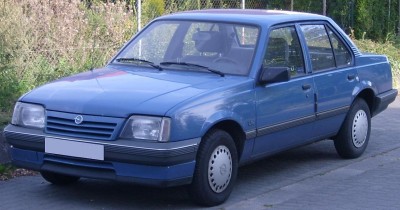 1280px-Opel_Ascona.JPG