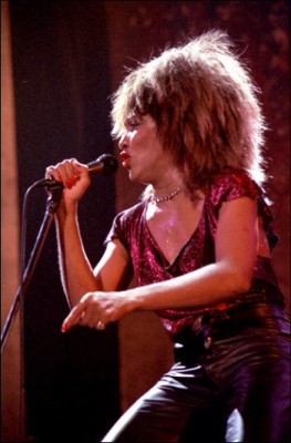 Tina_turner_21021985_01_350.jpg