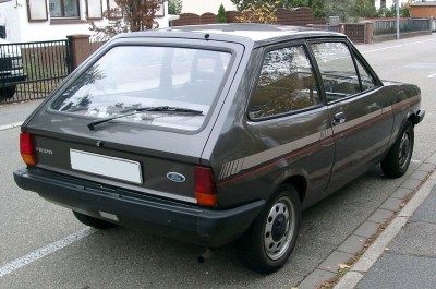 1280px-Ford_Fiesta_MK1_rear_20071023.jpg