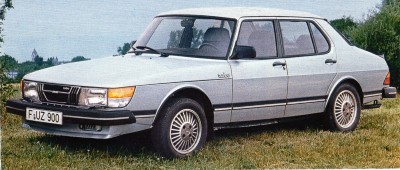 Saab 900 (1).jpg