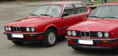 BMW_E30_rot.jpg