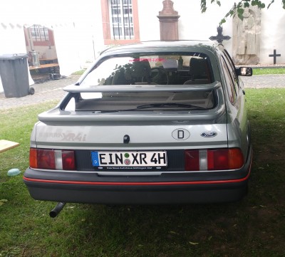 Ford Sierra XR4i 1.jpg