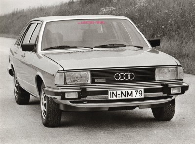 Audi 100 C2 1980 003.jpg