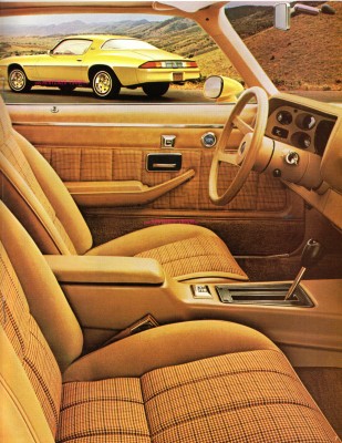 Chevrolet Camaro 1978 07.jpg