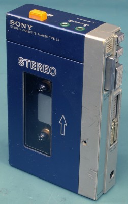 Original_Sony_Walkman_TPS-L2.jpg