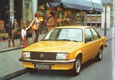 Opel Rekord E1 1978 06.jpg