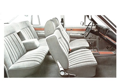 Opel Diplomat B 1976 05.jpg