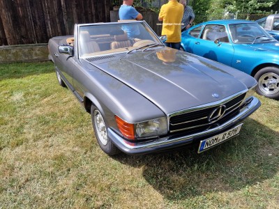 Mercedes-Benz SLSLC - W 107 Pöhlde 2022 02.jpg