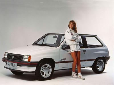 Opel-Corsa-A-mit-Steffi-Graf.jpg